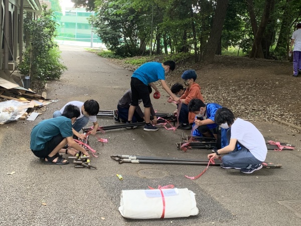 記念祭後片付けの様子の画像