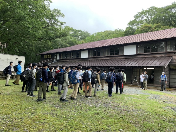 青山寮の画像